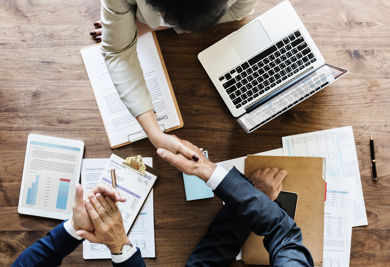 Herramientas de prospección B2B